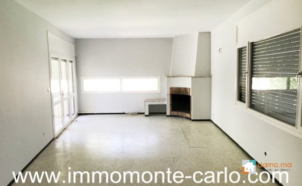 Villa avec grand jardin à louer à Souissi RABAT 